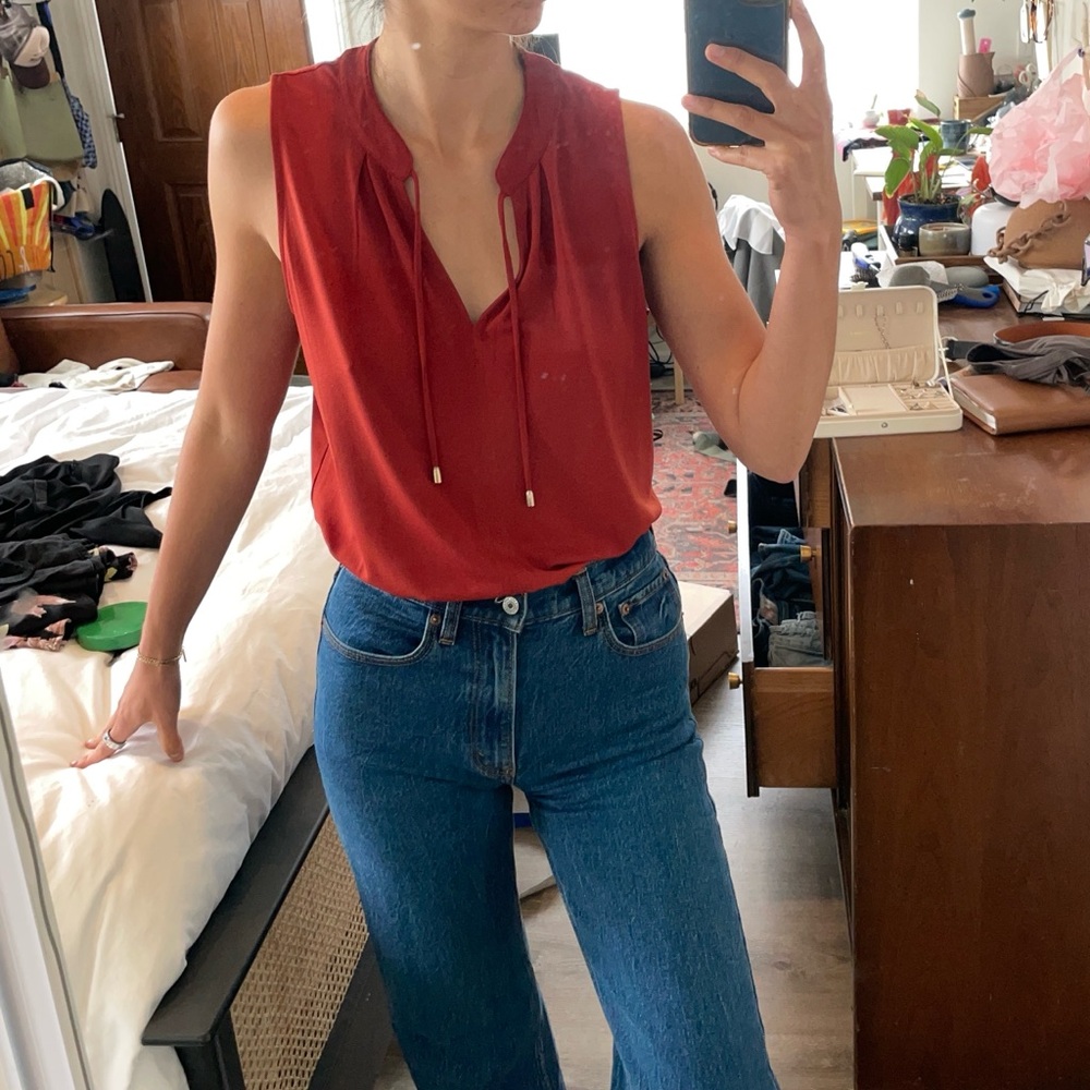 Sleeveless work office shirt